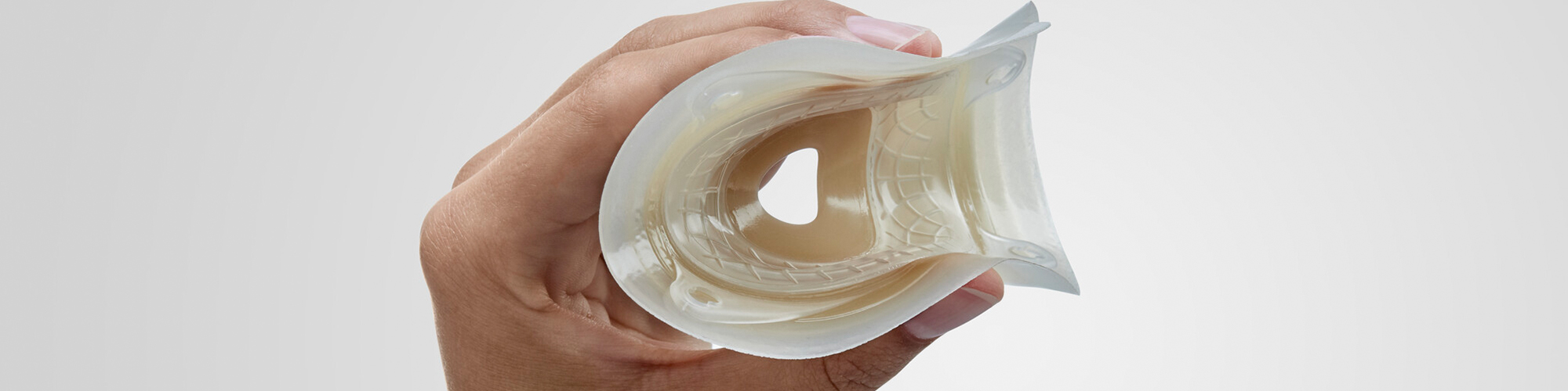 importaciones quirurgicas, iq, colostomia, ostomia, chile, oftalmología, especialidades medicas, coloplast, estoma, placa, disco, convexo, swiss roll convexo, swiss roll plano, disco ostomia extra adhesivo, 40mm, 60mm, plano, dioptria, urostomia, ileostomia, drenable, transparente, opaca, bolsa, operatorio, urologia, continencia, pediatrica, hidrocoloide, hidrogel, swiss roll, protector cutaneo, fistula, sonda prostatica, prótesis peneana, cateter, estuche peneal, tapon anal, toallita protectora, santiago, chile, las condes, insumos medicos, insumos para operación, herida, tratamiento para heridas, lente intraocular, ipcl, Implantable Phakic Contact Lens, Alta dioptria, presbyoptic, presbioptico, Toric, torico, torico alta dioptria, genesis prótesis peneana maleable, prótesis peneana maleable, catéter perrcutaneo, sonda prostatica, sonda prostatica couvelaire balon, guia dormia no tip, guía catéter doble j, balón de dilatación, estuche penal, toallita protectora conveen, easicath, cateter con revestimiento hidrofilico, catéter lubricado, barreras para colostomia, barreras de colostomia, base para colostomia, bolsa colostomia 2 piezas, bolsa convexa para colostomia, bolsa convexa para ileostomia, bolsa de colostomia 2 piezas, bolsa de colostomia 2 piezas, bolsa de colostomia con base, bolsa de colostomia con drenaje, bolsa de colostomia con filtro, bolsa de colostomia con placa, bolsa de colostomia de dos piezas, bolsa de colostomia de una pieza, bolsa de colostomia dos piezas, bolsa de colostomia llena, bolsa de colostomia para adulto, bolsa de colostomia pediatrica, bolsa de colostomia precio, bolsa de drenaje de colostomia, bolsa de ostomia, bolsa de ostomía abierta, bolsa de ostomía, bolsa de ostomia de dos piezas, bolsa de ostomia de una pieza, bolsa drenable para ostomia, bolsa ileostomia, bolsa ostomia, bolsa para colostomia, bolsa para colostomia pediatrica, bolsa para ostomia, bolsa para urostomia, bolsas colostomia, bolsas colostomia para bebes, bolsas colostomía, bolsas colostomia pediatricas, bolsas de colostomia, bolsas de colostomia convexas, bolsas de colostomia infantil, bolsas de colostomia para bebe, bolsas de ileostomia, bolsas de ostomia tipos, bolsas para colostomia con filtro, bolsas para colostomia pediatrica, bolsas para estomas, bolsas para ileostomia, bolsas y barreras para colostomia, bolsita de colostomia, colocación de bolsa de colostomia, colostomia bolsa, colostomia bolsa llena, colostomia ileostomia, colostomia ostomia, colostomia y ileostomia, colostomia y urostomia, desodorante para bolsas colostomia, disco colostomia, disco de colostomia, dispositivo de ostomia, dispositivos para ostomias, drenaje colostomia, drenaje de bolsa de colostomia, drenaje de colostomia, equipo para colostomía, estoma urostomia, hollister colostomia, ileostomia bolsa, ostomia colostomia, para que se usa la bolsa de colostomia, parche colostomia, placa colostomia, placa colostomia convexa, placa convexa ostomia, placa de ostomia, placa ostomia, placa para colostomia, poner bolsa de colostomia, productos de colostomia, tipo de bolsas de colostomia, tipos de bolsa colostomia, tipos de bolsa para colostomia, tipos de bolsas de ostomia, tipos de bolsas para colostomia, Santiago, Las Condes, Chile, Valparaiso, Concepcion, Talca, Puerto Varas, Puerto Montt, Punta Arenas, Viña del Mar, La Serena, Iquique, Antofagasta